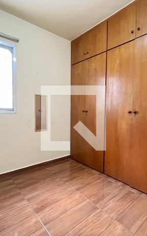 Casa à venda com 177m², 4 quartos e 2 vagas Casa à venda com 177m², 4 quartos e 2 vagasQuarto 2