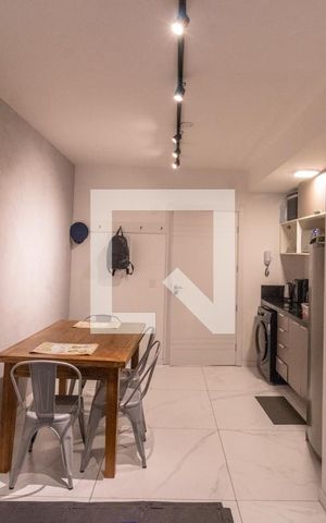 Studio à venda com 37m², 1 quarto e 1 vaga Studio à venda com 37m², 1 quarto e 1 vagaStudio