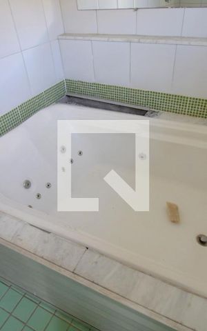 Casa à venda com 477m², 3 quartos e 6 vagasJacuzzi e Sauna