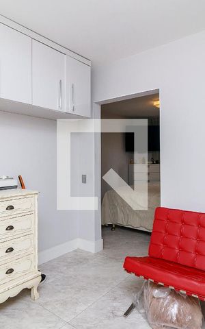 Apartamento à venda com 132m², 2 quartos e 3 vagas Apartamento à venda com 132m², 2 quartos e 3 vagasSuíte - Closet