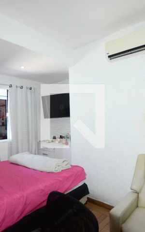 Apartamento para alugar com 260m², 3 quartos e 3 vagasQuarto 1 Suite