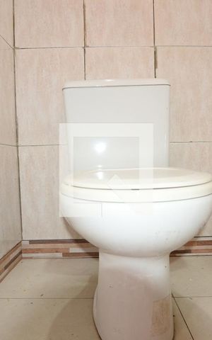 Apartamento para alugar com 260m², 3 quartos e 3 vagasBanheiro de Serviço