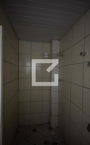 Apartamento para alugar com 40m², 1 quarto e sem vagaBanheiro/ Serviço