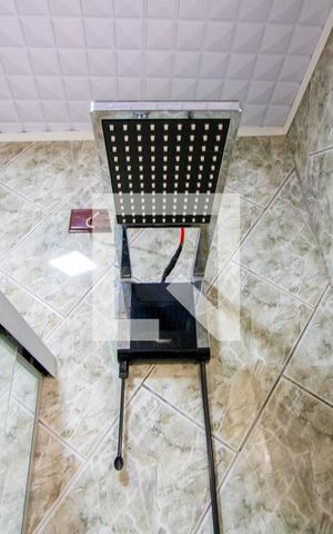 Casa à venda com 295m², 3 quartos e 3 vagas Casa à venda com 295m², 3 quartos e 3 vagasBanheiro social 1