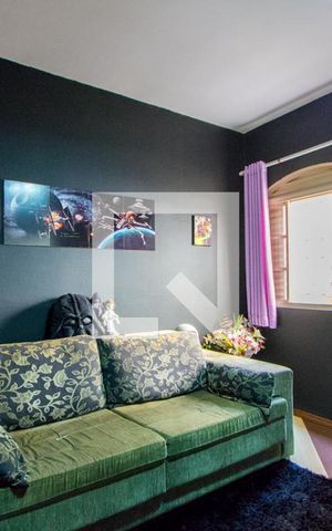 Casa à venda com 295m², 3 quartos e 3 vagas Casa à venda com 295m², 3 quartos e 3 vagasQuarto 3