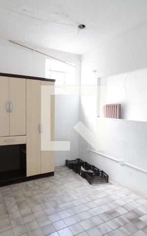Casa à venda com 394m², 2 quartos e 2 vagasCasa 2 - Quarto