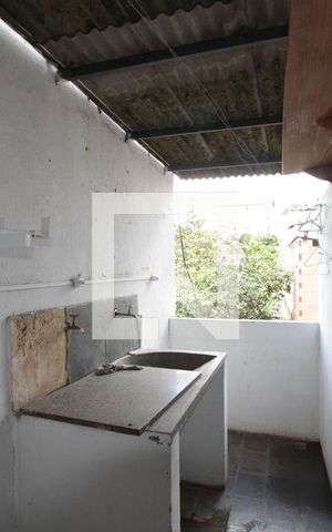 Casa à venda com 394m², 2 quartos e 2 vagasÁrea de Serviço