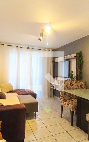 Apartamento à venda com 70m², 2 quartos e 1 vaga Apartamento à venda com 70m², 2 quartos e 1 vagaSala