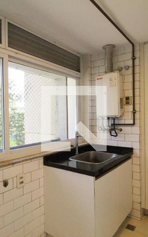 Apartamento para alugar com 150m², 4 quartos e 2 vagasÁrea de serviço