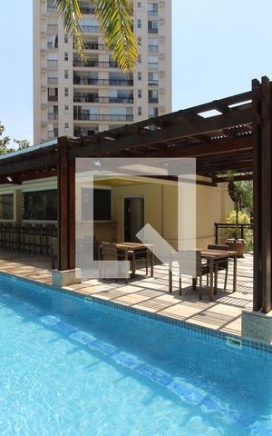 Apartamento para alugar com 150m², 4 quartos e 2 vagasÁrea comum - Piscina/restaurante