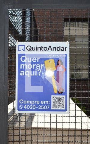 Apartamento para alugar com 39m², 1 quarto e 1 vagaFachada