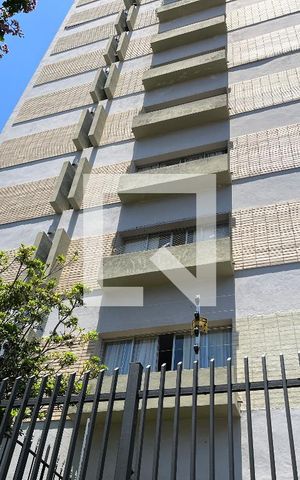 Apartamento à venda com 70m², 2 quartos e 1 vagaFachada