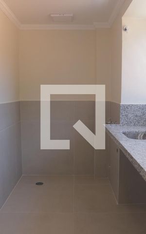 Apartamento à venda com 70m², 2 quartos e 1 vagaÁrea de Serviço