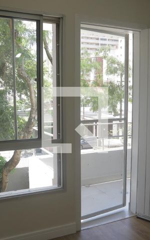 Apartamento à venda com 70m², 2 quartos e 1 vagaSuite 