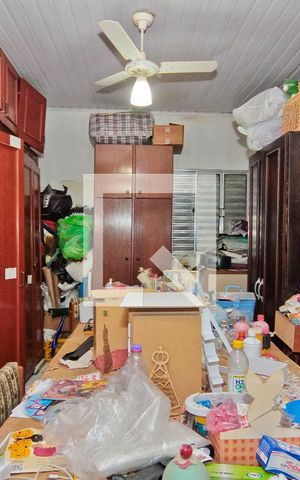 Casa à venda com 120m², 2 quartos e 2 vagas Casa à venda com 120m², 2 quartos e 2 vagasEdícula