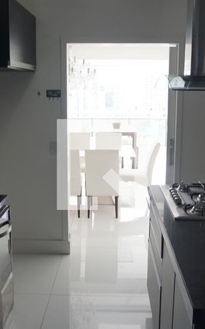 Apartamento à venda com 120m², 3 quartos e 2 vagasCozinha