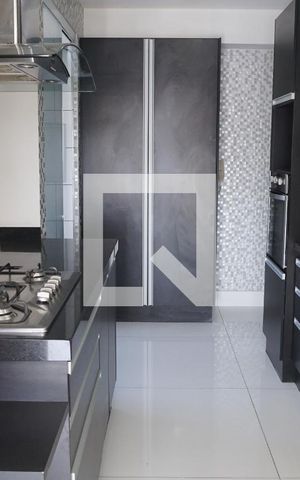 Apartamento à venda com 120m², 3 quartos e 2 vagasCozinha
