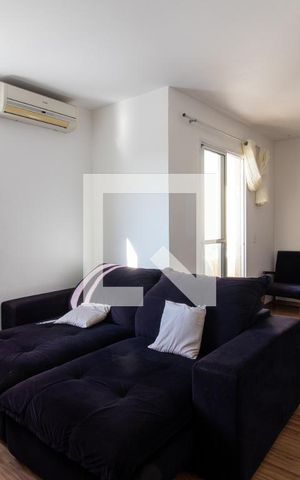 Apartamento à venda com 70m², 3 quartos e 1 vaga Apartamento à venda com 70m², 3 quartos e 1 vagaSala