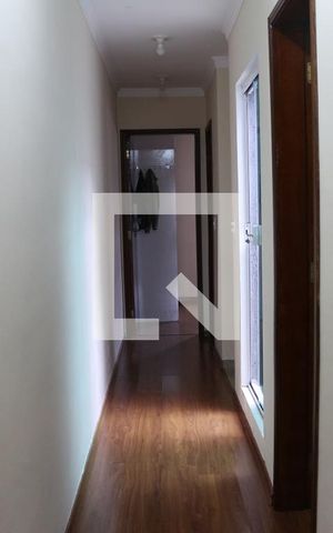 Casa à venda com 120m², 3 quartos e 2 vagasBanheiro Corredor