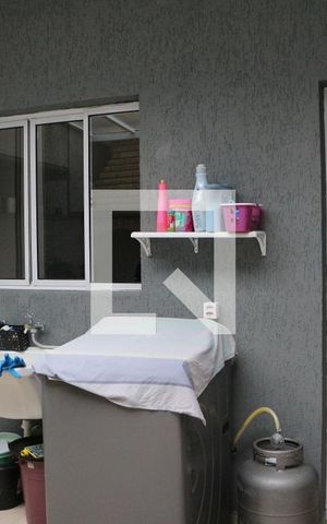 Casa à venda com 120m², 3 quartos e 2 vagasÁrea de Serviço