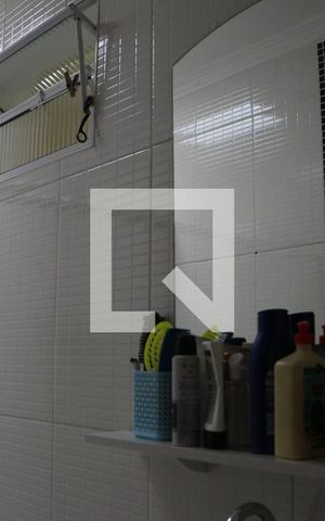 Casa à venda com 120m², 3 quartos e 2 vagasBanheiro
