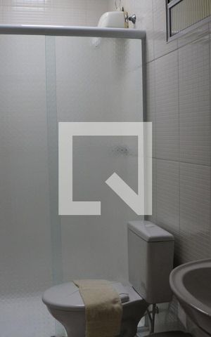 Casa à venda com 120m², 3 quartos e 2 vagasBanheiro