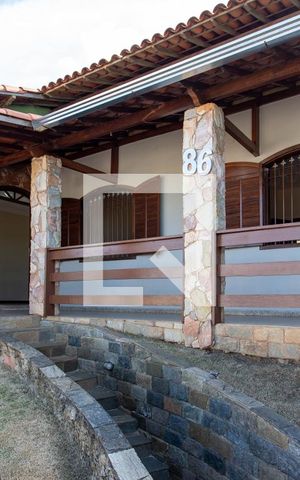 Casa à venda com 230m², 3 quartos e 3 vagasVaranda