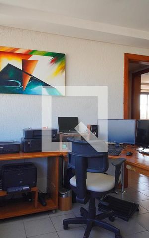 Apartamento à venda com 220m², 1 quarto e 3 vagasEscritório