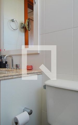 Apartamento à venda com 220m², 1 quarto e 3 vagasBanheiro suíte