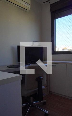 Apartamento à venda com 220m², 1 quarto e 3 vagasEscritório