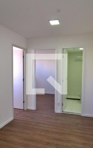 Apartamento à venda com 31m², 2 quartos e sem vaga Apartamento à venda com 31m², 2 quartos e sem vagaSala