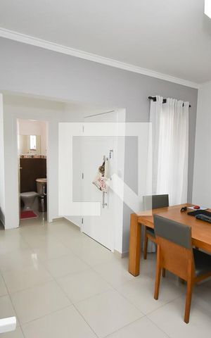 Casa à venda com 188m², 3 quartos e 4 vagas Casa à venda com 188m², 3 quartos e 4 vagasSala de Jantar