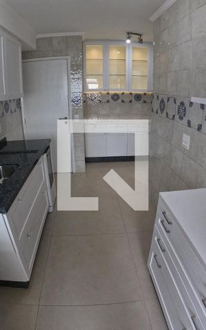 Apartamento à venda com 117m², 4 quartos e 2 vagasCOZINHA