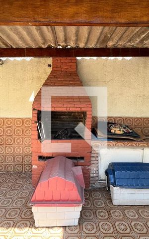 Casa à venda com 300m², 4 quartos e 5 vagasChurrasqueira
