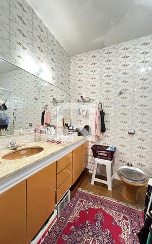 Casa à venda com 300m², 4 quartos e 5 vagasBanheiro da Suíte 1