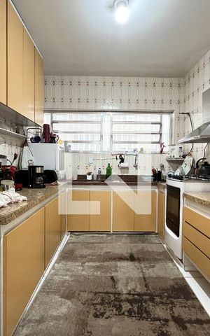 Casa à venda com 300m², 4 quartos e 5 vagasCozinha