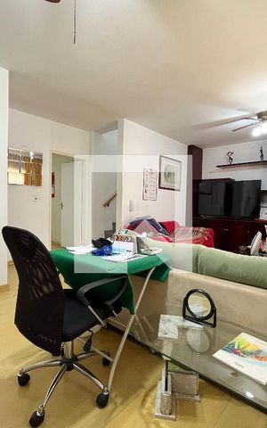 Casa à venda com 300m², 4 quartos e 5 vagasSala