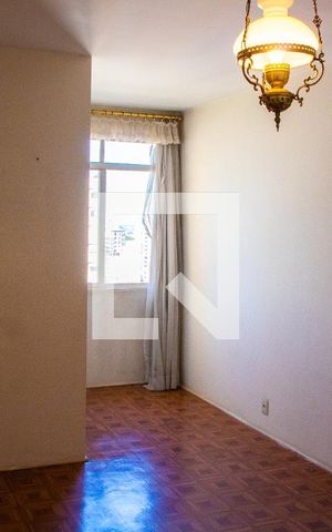 Apartamento à venda com 58m², 1 quarto e sem vaga Apartamento à venda com 58m², 1 quarto e sem vagaSala