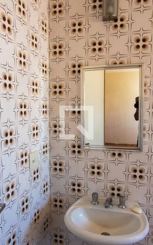 Apartamento à venda com 58m², 1 quarto e sem vaga Apartamento à venda com 58m², 1 quarto e sem vagaBanheiro