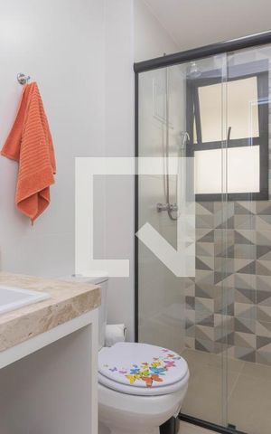 Apartamento para alugar com 75m², 2 quartos e 2 vagasBanheiro Social