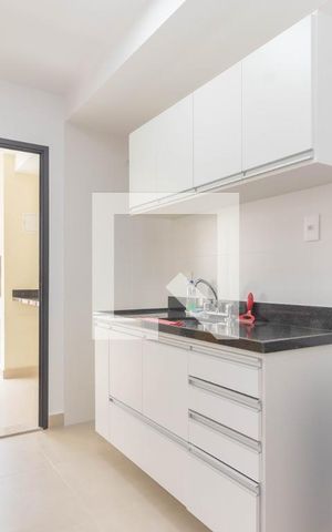 Apartamento para alugar com 75m², 2 quartos e 2 vagasCozinha