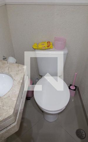 Casa à venda com 145m², 2 quartos e 2 vagasLavabo