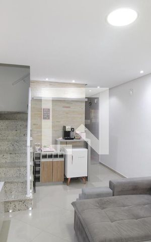Casa à venda com 145m², 2 quartos e 2 vagasSala