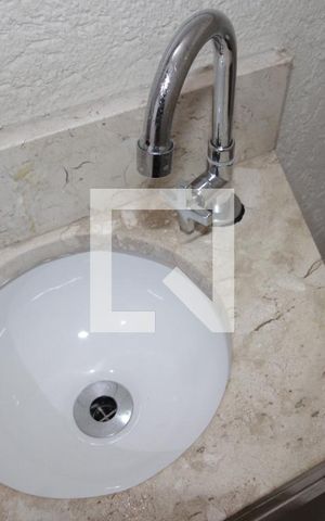 Casa à venda com 145m², 2 quartos e 2 vagasLavabo