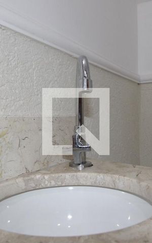 Casa à venda com 145m², 2 quartos e 2 vagasLavabo