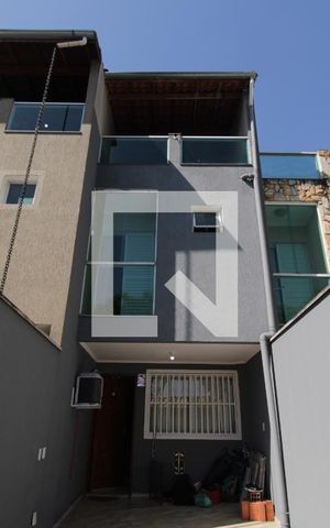 Casa à venda com 145m², 2 quartos e 2 vagasFachada