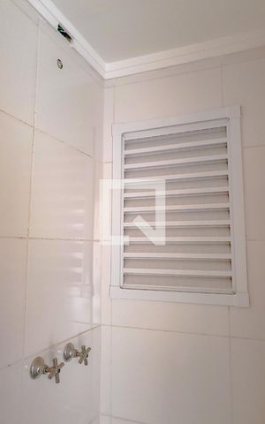 Apartamento à venda com 122m², 2 quartos e 1 vaga Apartamento à venda com 122m², 2 quartos e 1 vagaBanheiro suite 1