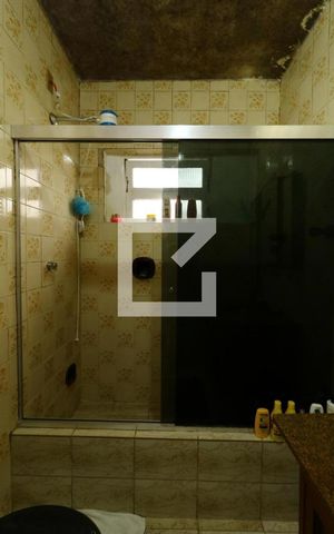 Casa à venda com 148m², 2 quartos e 1 vagaBanheiro