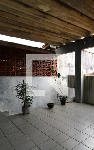 Casa à venda com 148m², 2 quartos e 1 vagaGaragem