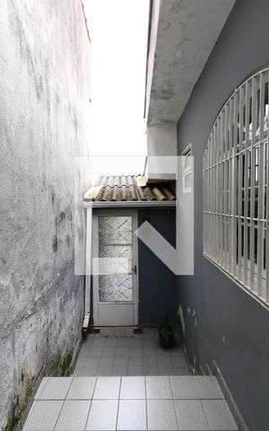 Casa à venda com 148m², 2 quartos e 1 vagaCorredor